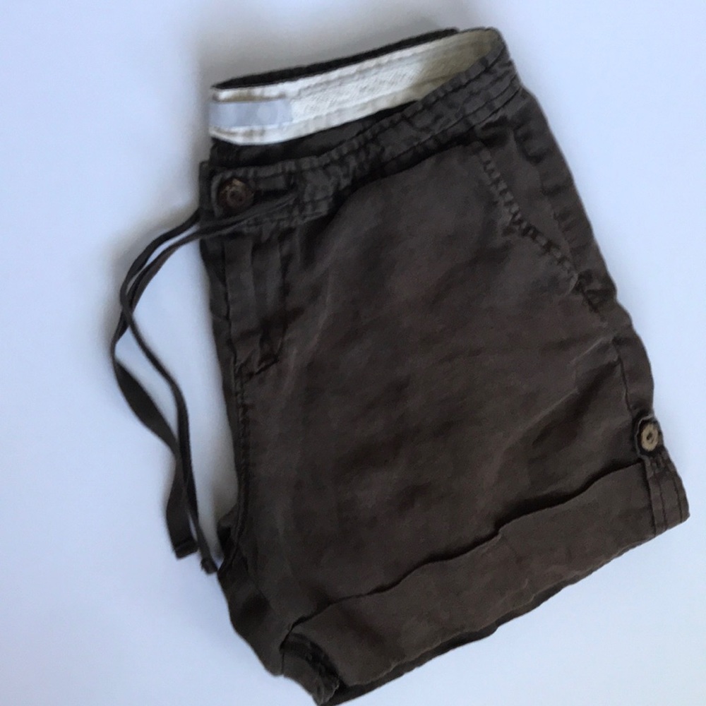Brown Linen Shorts - Picture 2 of 8